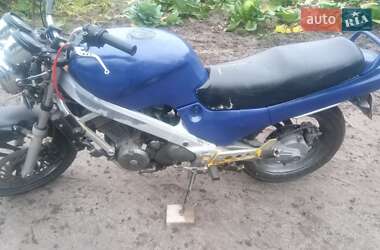 Honda NTV 650 (Revere)  1997