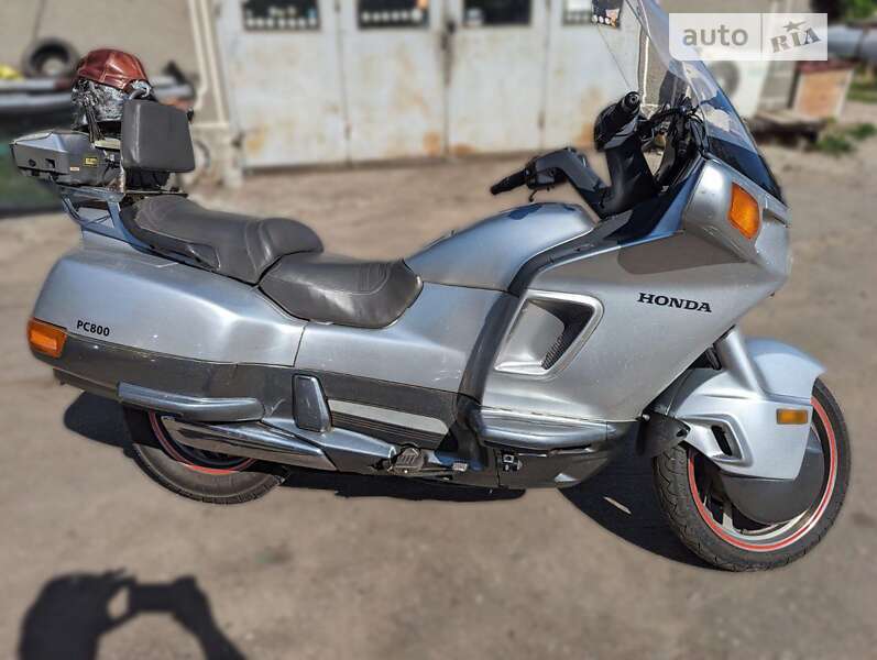 Мотоцикл Многоцелевой (All-round) Honda PC 800 Pacific Coast