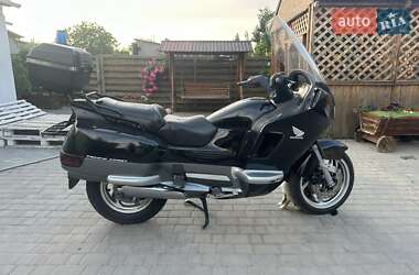 Honda PC 800 Pacific Coast  1995