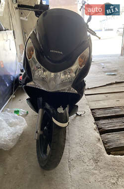 Honda PCX 125  2013