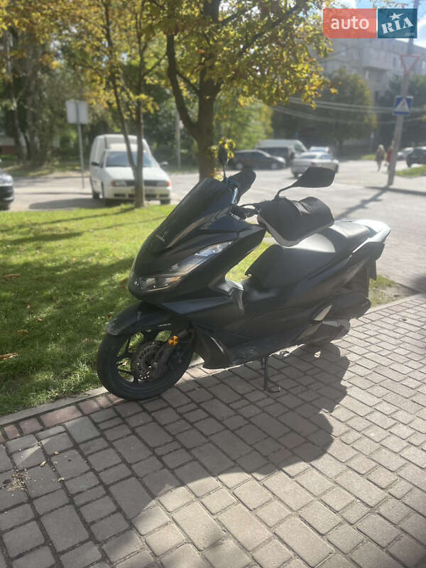 Мопеды Honda PCX 125