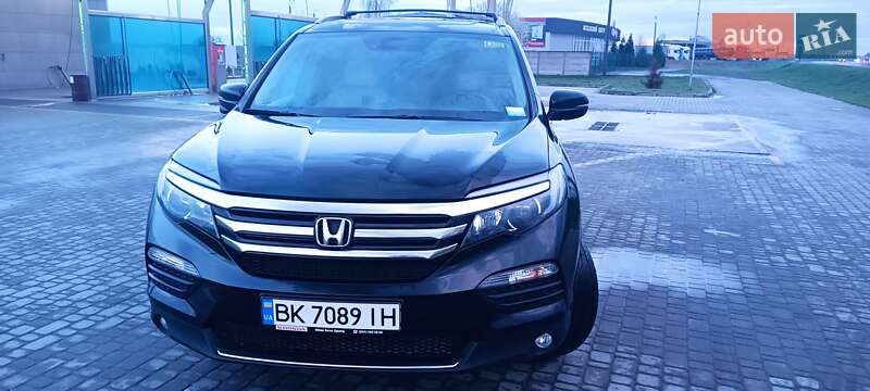 Honda Pilot 2017 року в Рівному