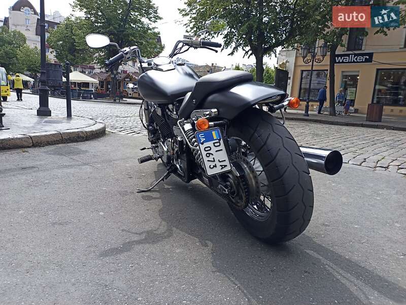 Мотоцикл Круизер Honda Shadow 400