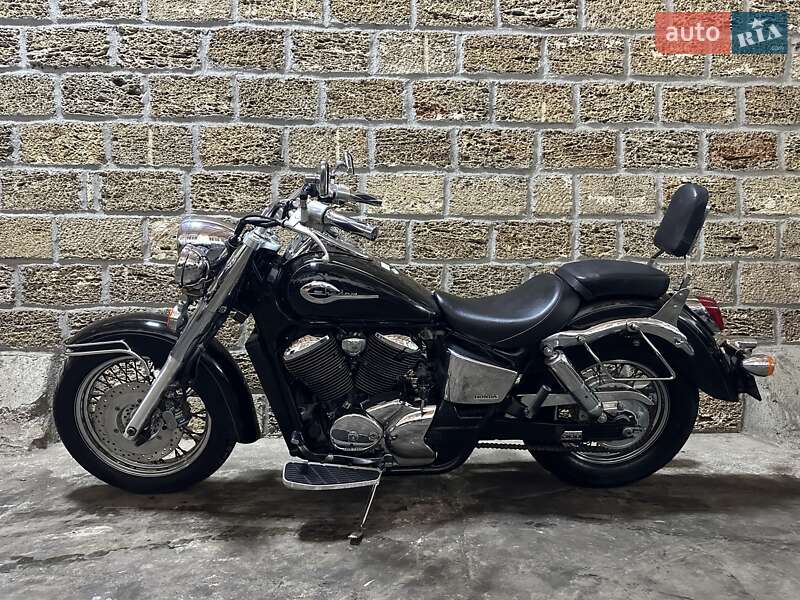 Мотоцикл Классик Honda Shadow 400