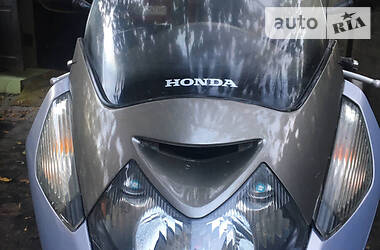 Honda Silver Wing 400  2006