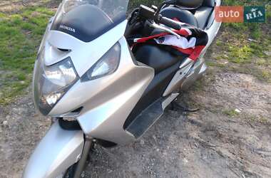 Honda Silver Wing 400  2002