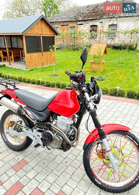 Мотоцикл Позашляховий (Enduro) Honda SLR 650