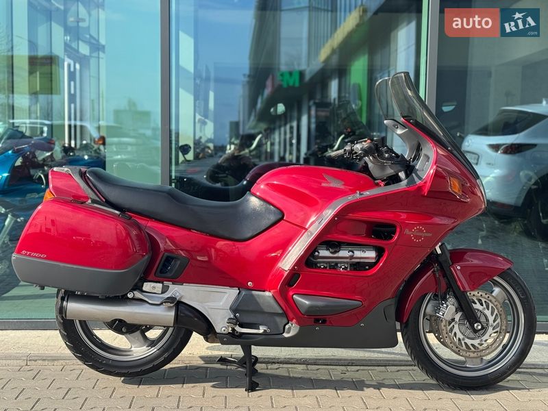 Мото Honda ST 1100 Pan European