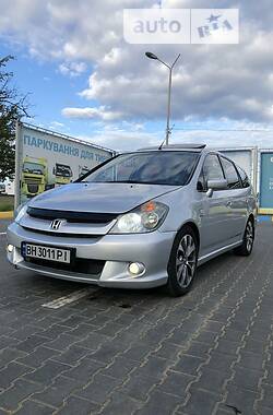 Honda Stream  2004