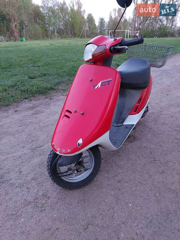 Мопеды Honda Tact AF-16