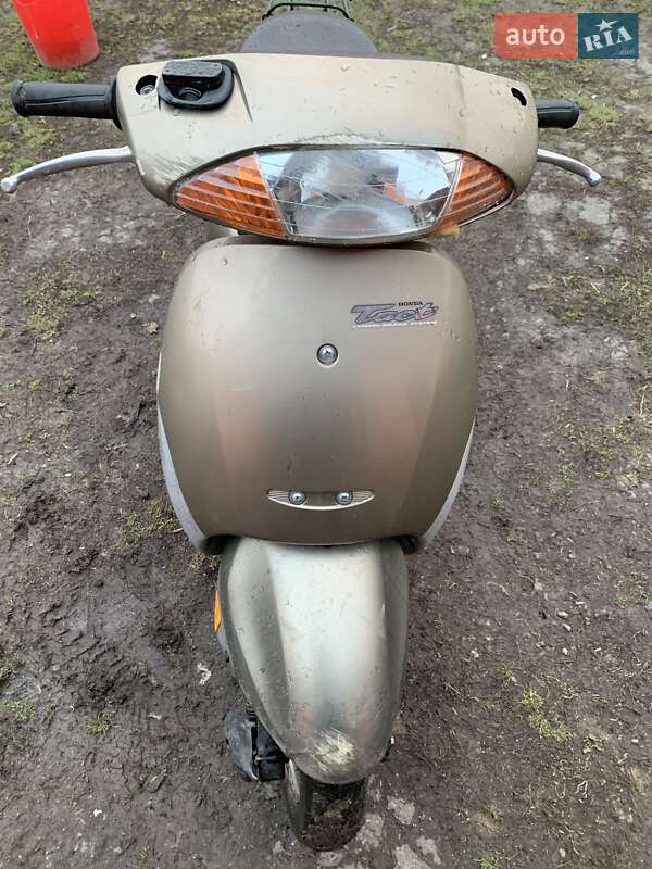 Скутер Honda Tact AF-51