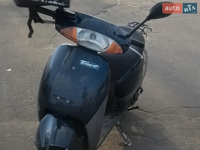 Honda Tact AF-51 2004