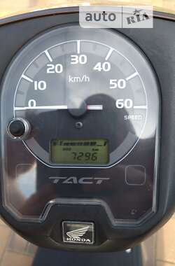 Honda Tact AF-75 2015