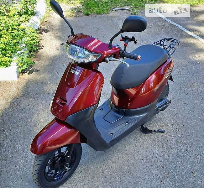 Скутер Honda Tact AF-79