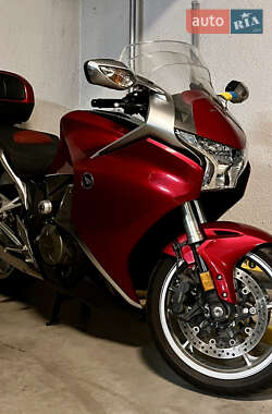 Honda VFR 1200F  2010