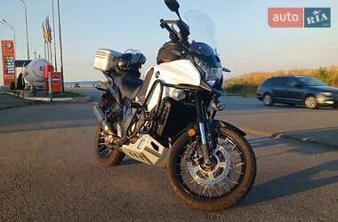Honda VFR 1200X Crosstourer  2014