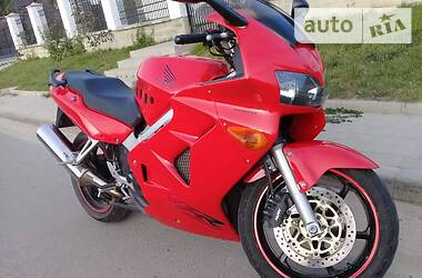 Honda VFR 800  1999