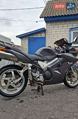 Honda VFR 800F Interceptor 2002