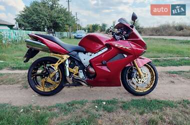 Honda VFR 800F Interceptor  2003
