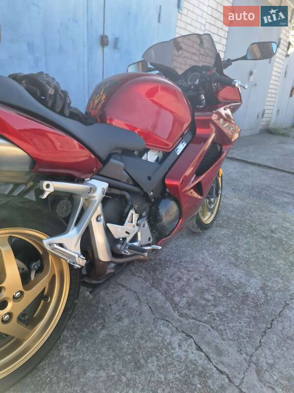 Honda VFR 800F Interceptor