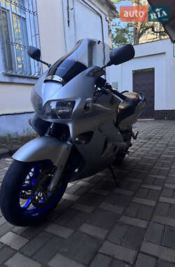 Honda VFR 800F Interceptor  1998