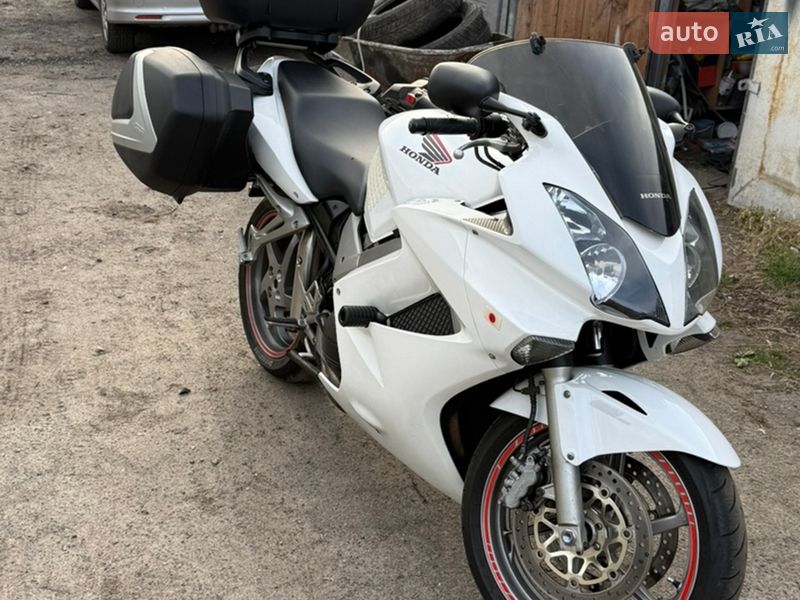 Honda VFR 800F Interceptor