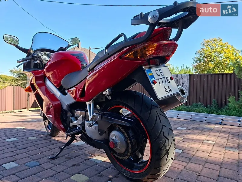 Honda VFR 800F Interceptor 1999
