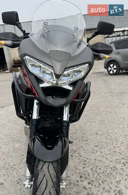 Honda VFR 800X Crossrunner  2016