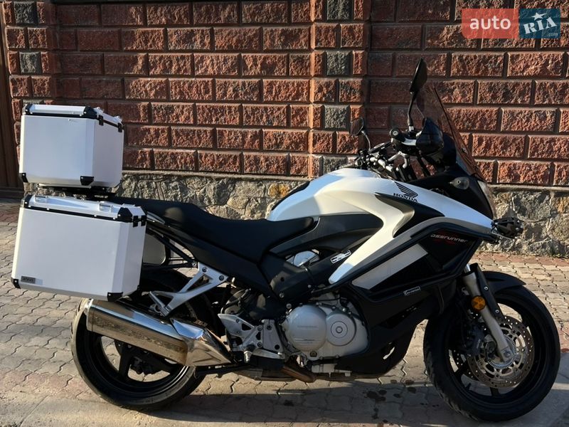 Honda VFR 800X Crossrunner