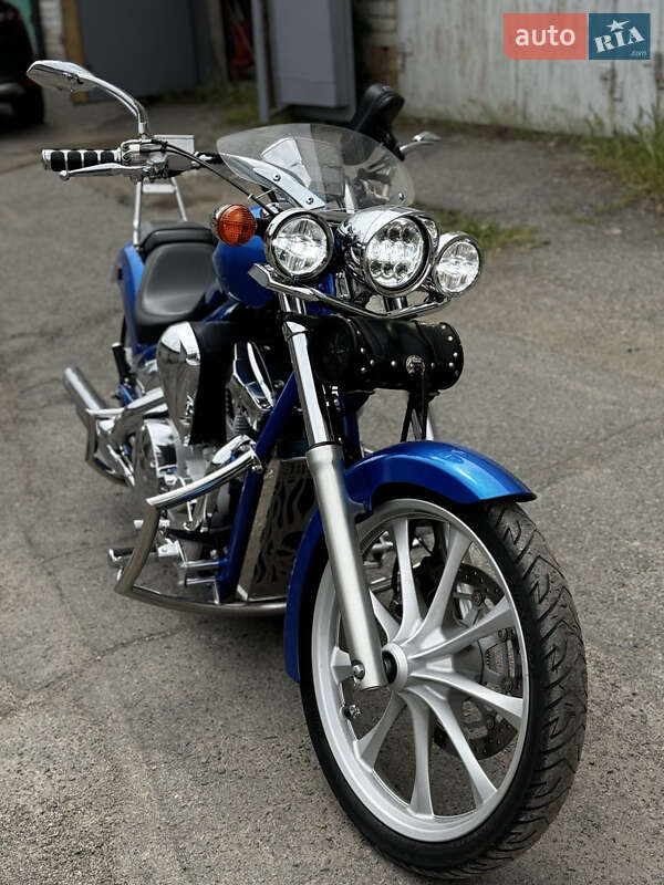 Мотоцикл Круизер Honda VT 1300CX Fury