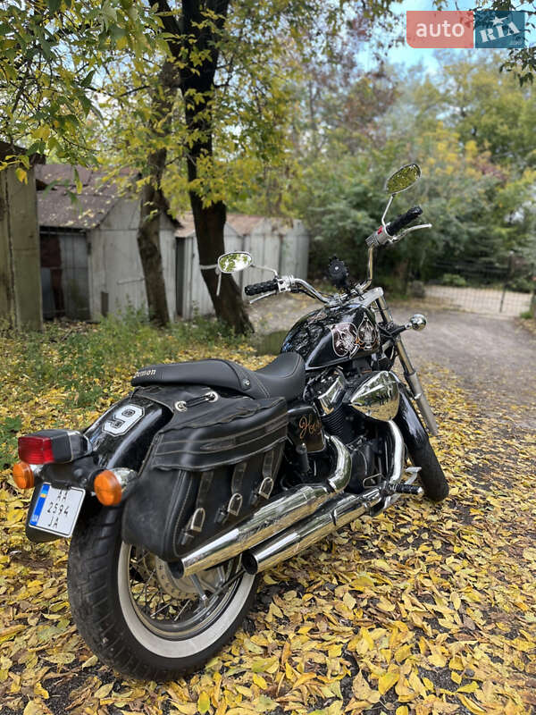 Мотоцикл Классик Honda VT 400S