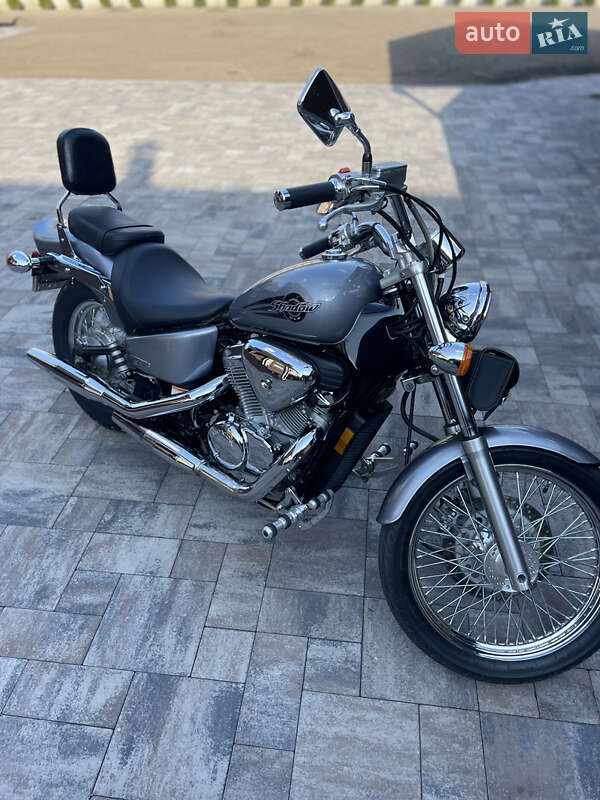 Мотоцикл Круизер Honda VT 600C