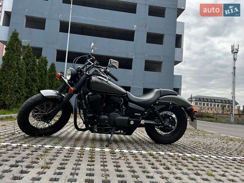 Боббер Honda VT 750C