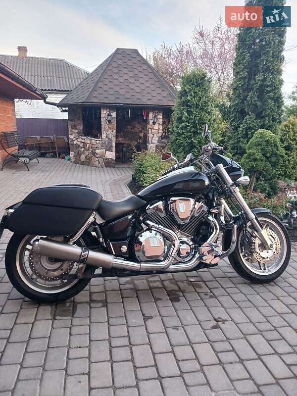 Мотоцикл Круизер Honda VTX 1800F