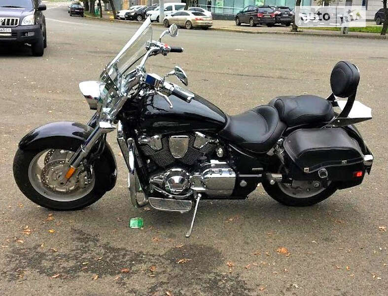 Мотоцикл Круизер Honda VTX 1800N