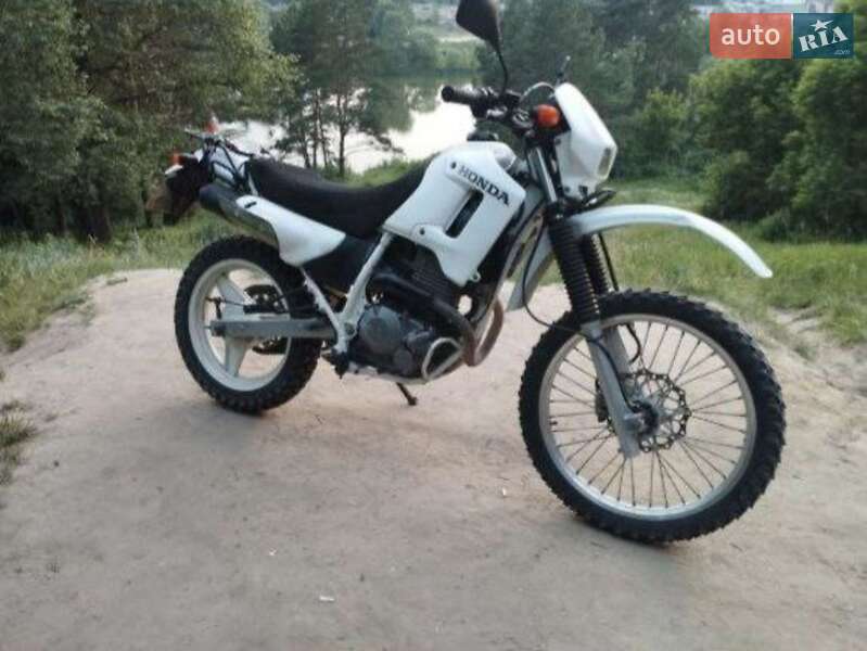 Мотоцикл Позашляховий (Enduro) Honda XL 250 Degree