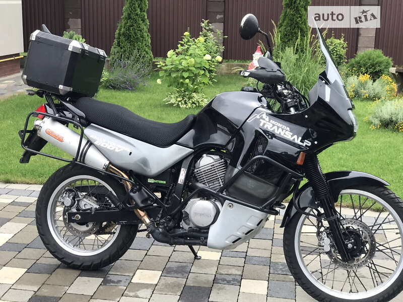 Мотоцикл Спорт-туризм Honda XL 600V Transalp