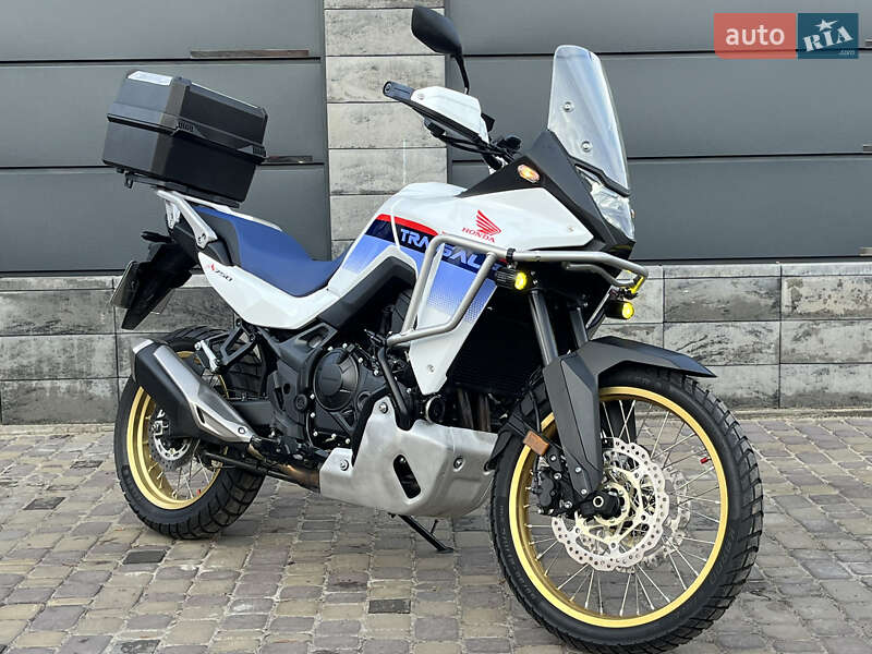 Мотоцикл Многоцелевой (All-round) Honda XL 750 Transalp