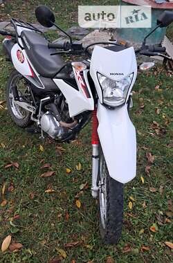 Honda XR 150L  2015