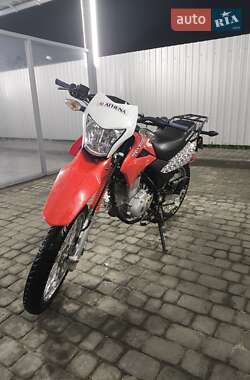 Honda XR 150L  2021