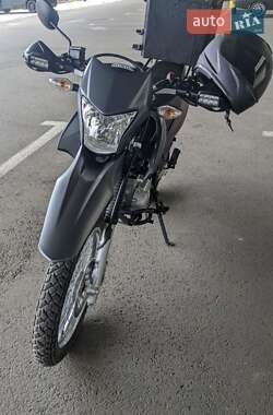 Honda XR 150L  2015