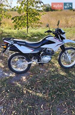 Honda XR 150L 2015