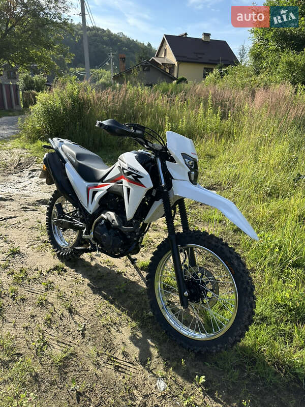 Мотоцикл Кросс Honda XR 190 L