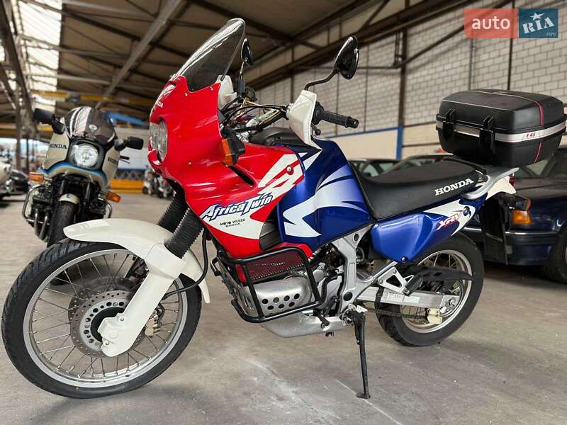 Мотоцикл Позашляховий (Enduro) Honda XRV 750 Africa Twin