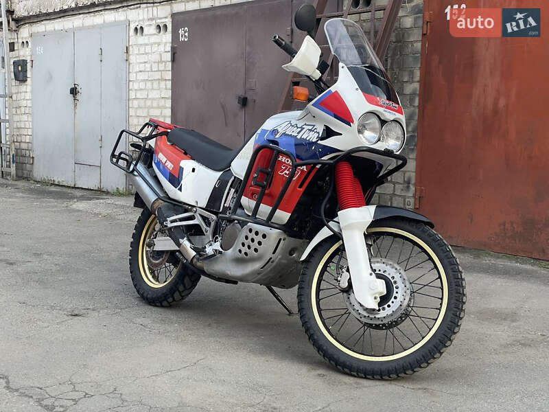 Honda XRV 750 Africa Twin