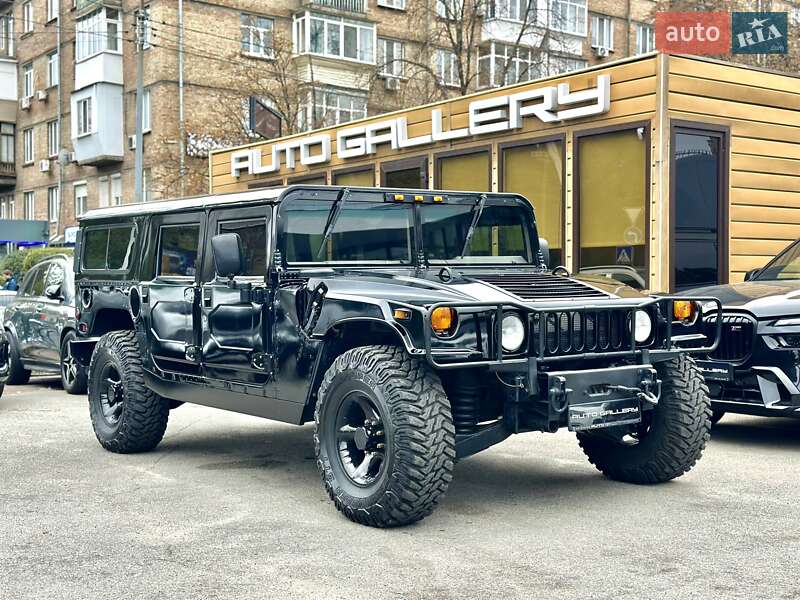 Внедорожник / Кроссовер Hummer H1