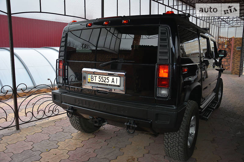 Hummer H2 2005 года
