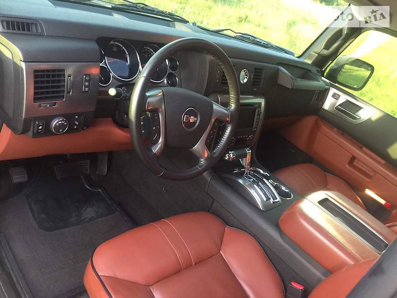 Hummer H2 2008 года