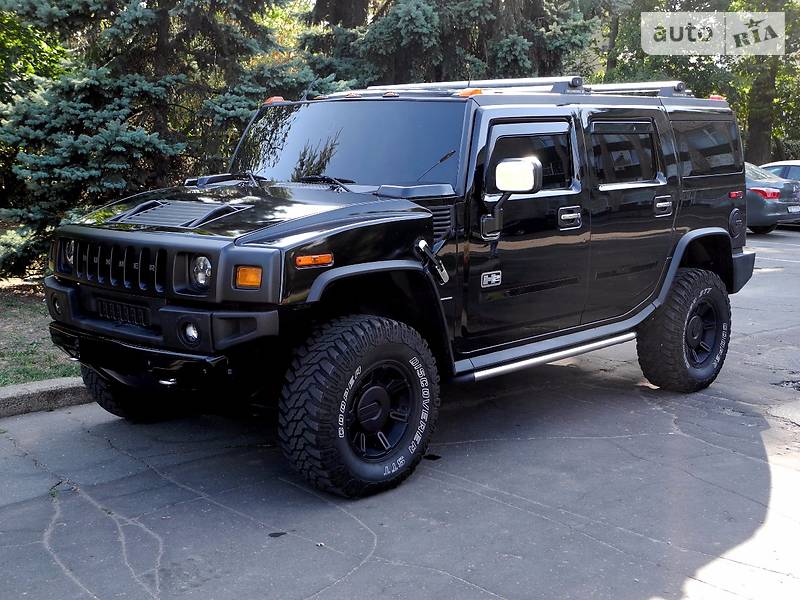 Hummer H2 2004 года