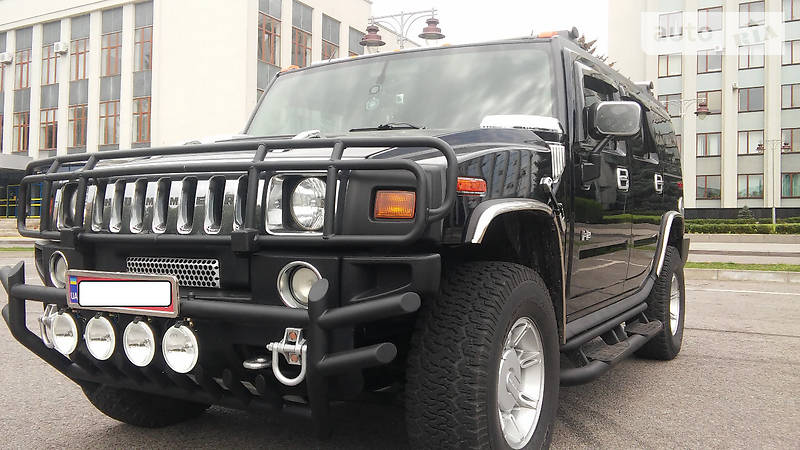 Hummer H2 2004 года